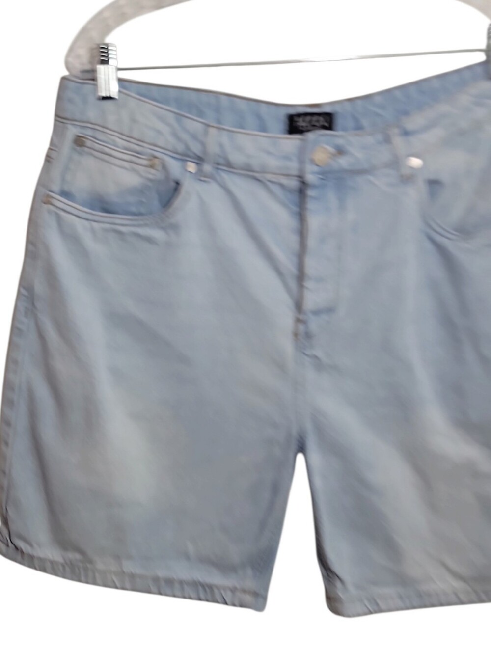 Boohoo light blue flat front men's jeans shorts size 36 button fly cotton denim